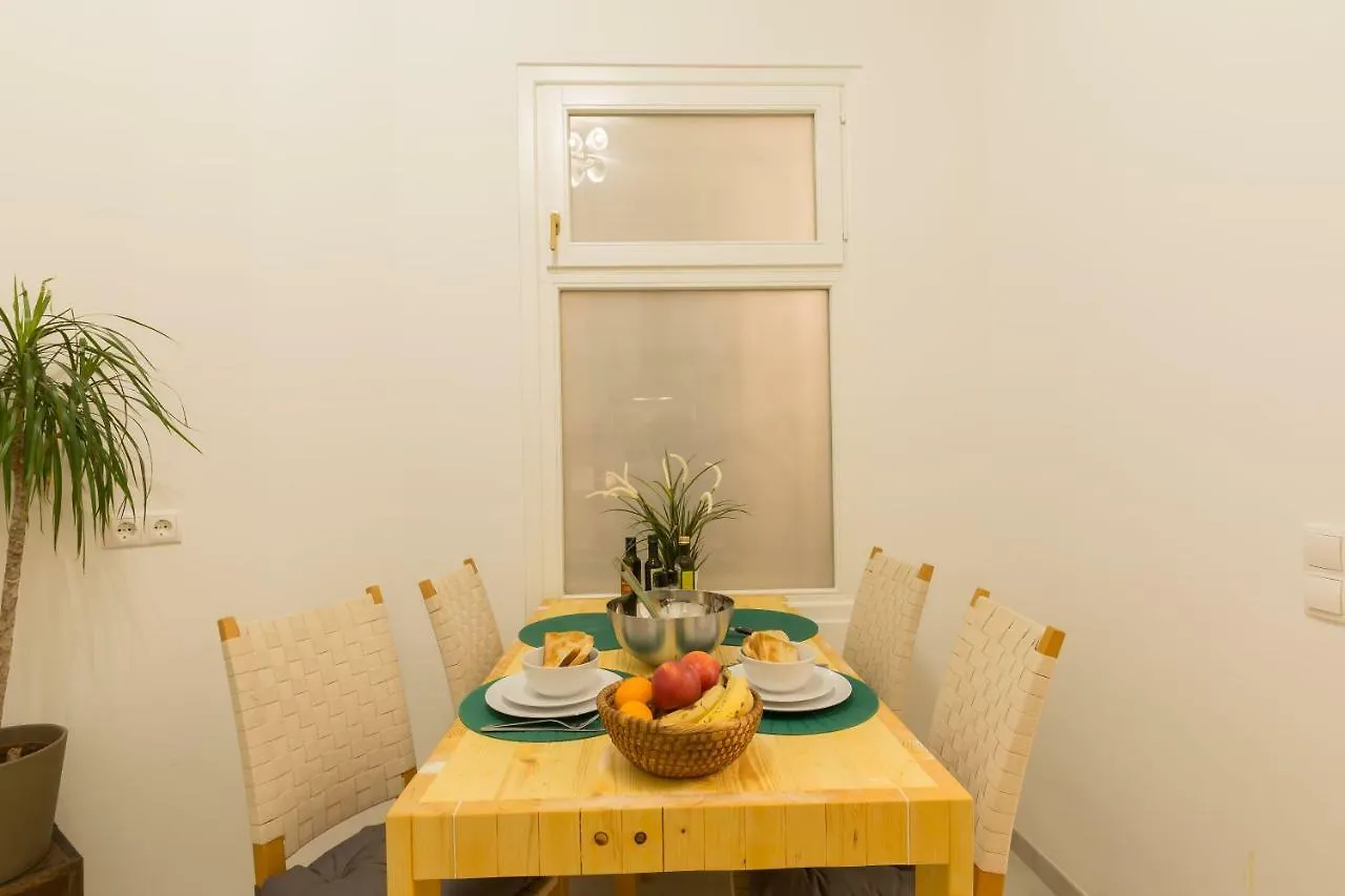 Stunning Apartment Vienna Central Station אוסטריה